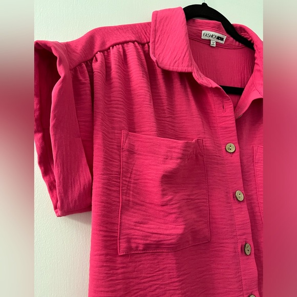 Pink Oversized blouse from Fashion Nova in medium. - Picture 7 of 15